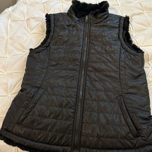 Reversible vest